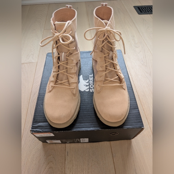 Sorel Shoes - Sorel Women's Beige Lace-Up Boots